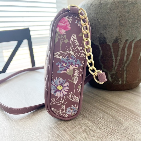 Betsey Johnson purse quilted crossbody - Mauve floral butterfly design - Picture 3 of 9